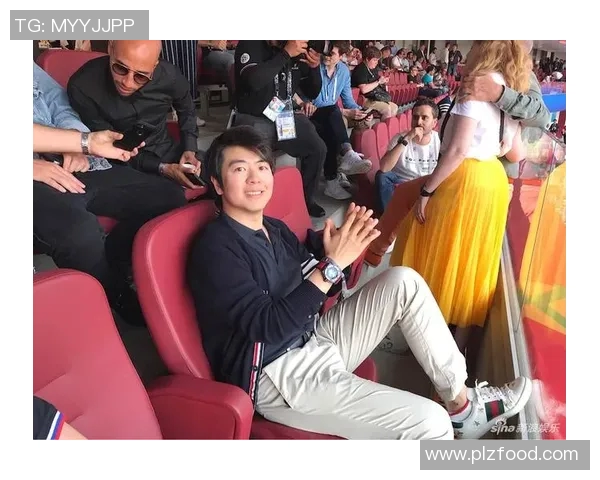 朗朗心目中的足球偶像是谁他对哪位明星球员情有独钟呢